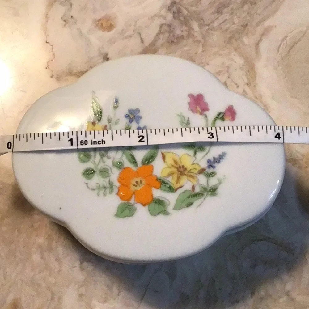 counterpoint white porcelain